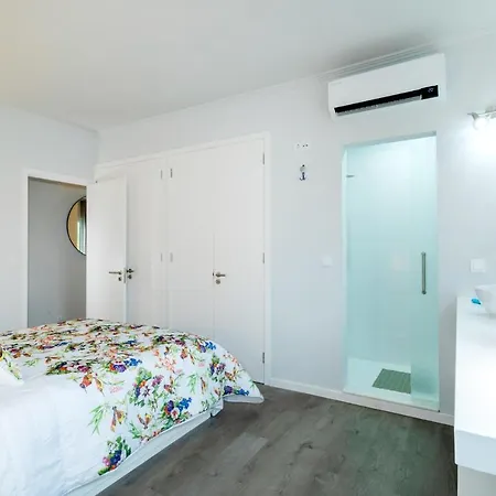 Francisco Terrace Apartment