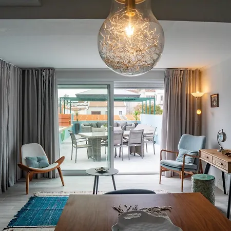 Francisco Terrace Apartment *