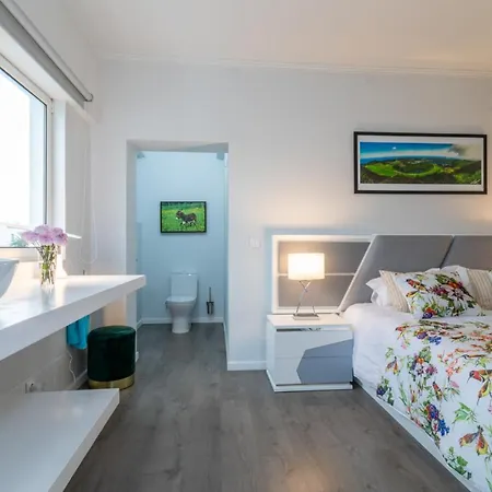 Francisco Terrace Ponta Delgada